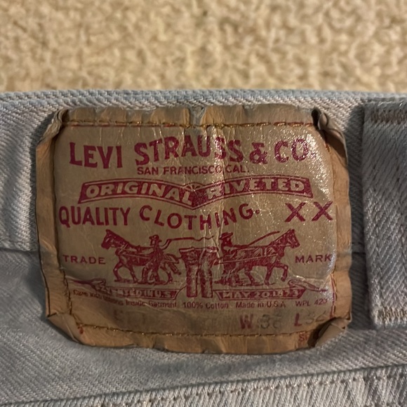 Vintage Levi 501 Jeans - Button Fly - Light Blue/Grey 36x32 - Picture 2 of 9